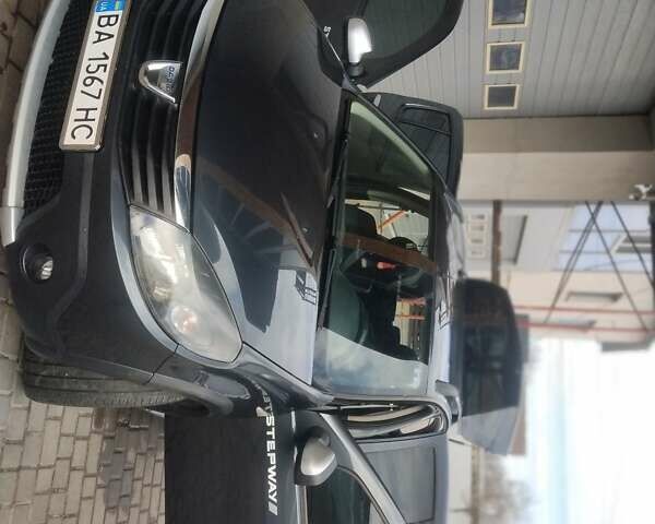 Серый Дачия Sandero StepWay, объемом двигателя 1.6 л и пробегом 232 тыс. км за 7000 $, фото 7 на Automoto.ua