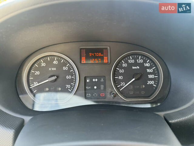 Дачия Sandero StepWay 2012 в Стрые на Automoto.ua Серый Дачия Sandero StepWay, объемом двигателя 1.6 л и пробегом 94 тыс. км за 6899 $, фото 19 на Automoto.ua