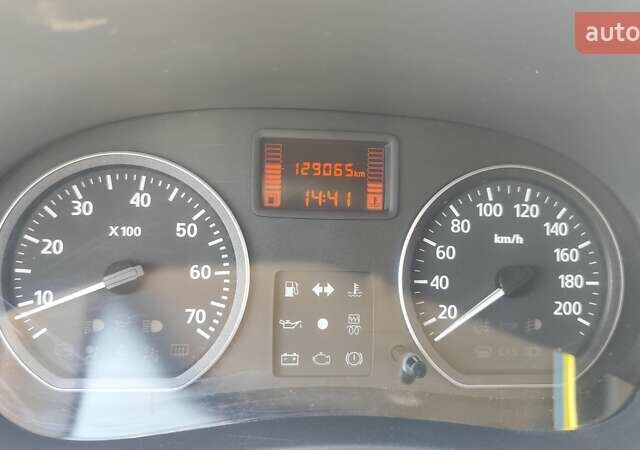 Серый Дачия Sandero StepWay, объемом двигателя 1.6 л и пробегом 129 тыс. км за 6900 $, фото 18 на Automoto.ua
