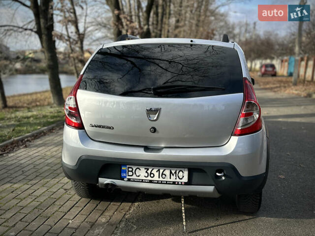 Сірий Дачія Sandero StepWay, об'ємом двигуна 1.6 л та пробігом 239 тис. км за 6900 $, фото 11 на Automoto.ua