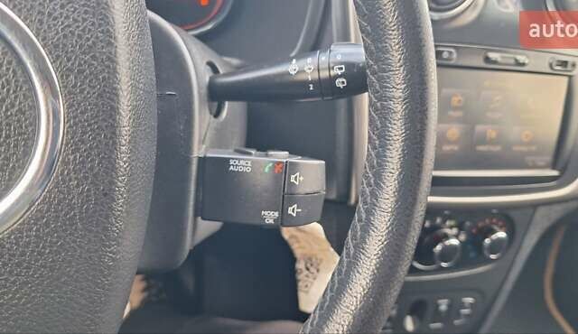 Серый Дачия Sandero StepWay, объемом двигателя 1.5 л и пробегом 191 тыс. км за 8500 $, фото 97 на Automoto.ua