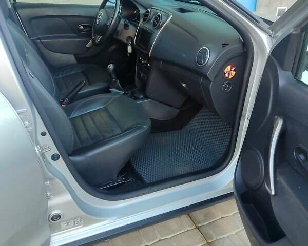Сірий Дачія Sandero StepWay, об'ємом двигуна 0.9 л та пробігом 197 тис. км за 5500 $, фото 8 на Automoto.ua