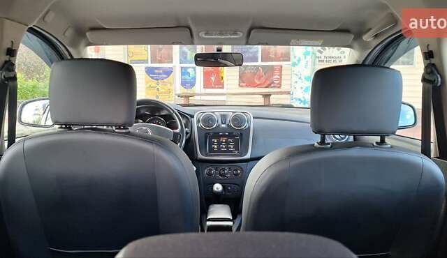 Серый Дачия Sandero StepWay, объемом двигателя 1.5 л и пробегом 191 тыс. км за 8500 $, фото 9 на Automoto.ua