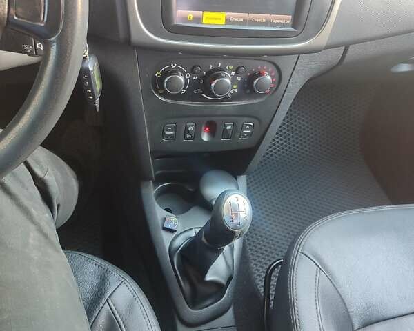 Сірий Дачія Sandero StepWay, об'ємом двигуна 0.9 л та пробігом 197 тис. км за 5500 $, фото 12 на Automoto.ua