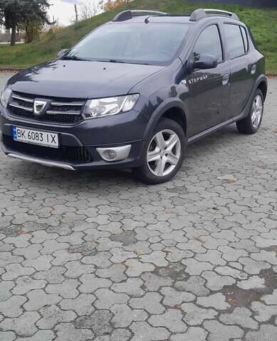 Сірий Дачія Sandero StepWay, об'ємом двигуна 1.5 л та пробігом 89 тис. км за 7900 $, фото 5 на Automoto.ua