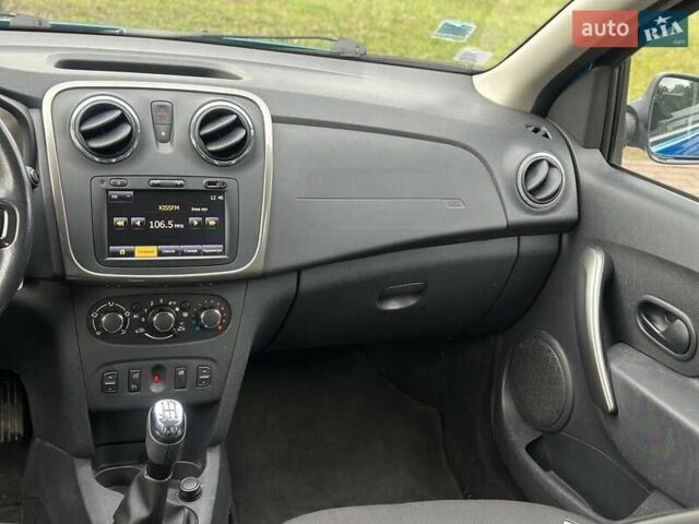 Синий Дачия Sandero StepWay, объемом двигателя 1.5 л и пробегом 219 тыс. км за 7950 $, фото 16 на Automoto.ua