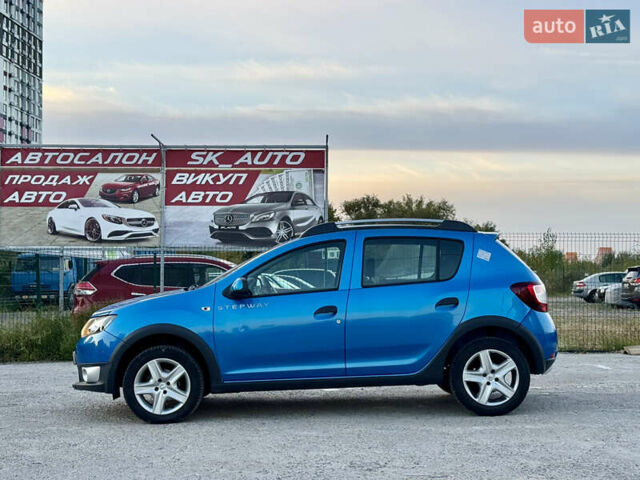 Синий Дачия Sandero StepWay, объемом двигателя 1.5 л и пробегом 219 тыс. км за 7800 $, фото 7 на Automoto.ua