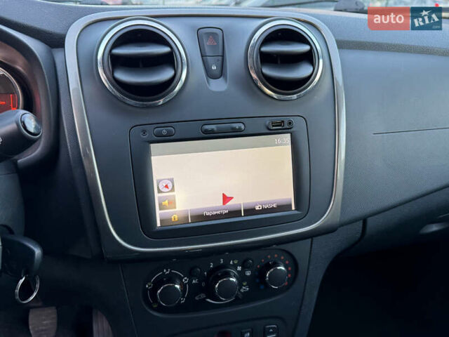 Синий Дачия Sandero StepWay, объемом двигателя 1.5 л и пробегом 219 тыс. км за 7800 $, фото 49 на Automoto.ua