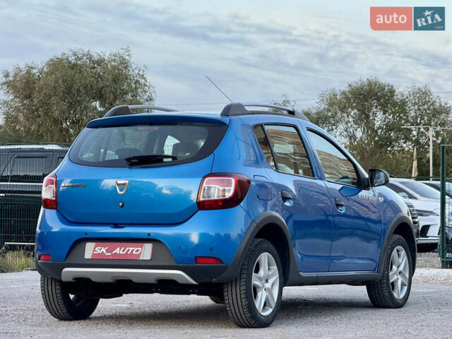 Синий Дачия Sandero StepWay, объемом двигателя 1.5 л и пробегом 219 тыс. км за 7800 $, фото 12 на Automoto.ua