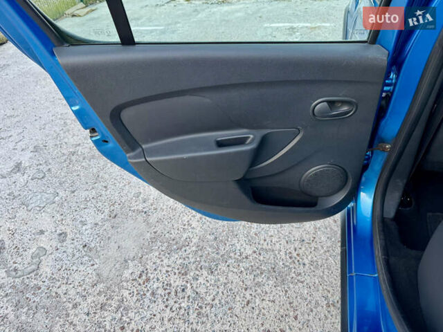 Синий Дачия Sandero StepWay, объемом двигателя 1.5 л и пробегом 219 тыс. км за 7800 $, фото 23 на Automoto.ua