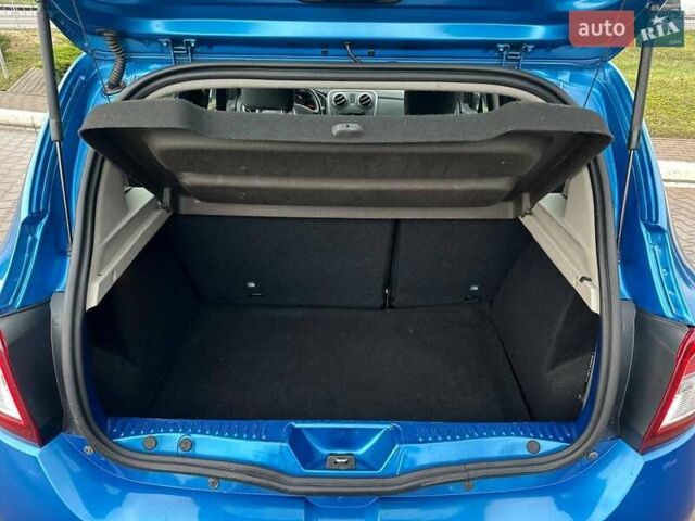 Синий Дачия Sandero StepWay, объемом двигателя 1.5 л и пробегом 219 тыс. км за 7950 $, фото 14 на Automoto.ua