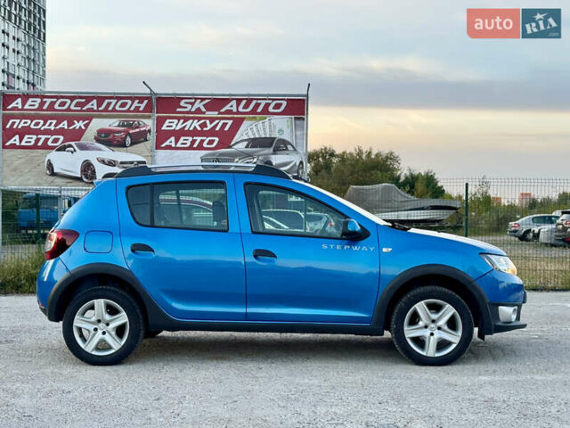 Синий Дачия Sandero StepWay, объемом двигателя 1.5 л и пробегом 219 тыс. км за 7800 $, фото 14 на Automoto.ua