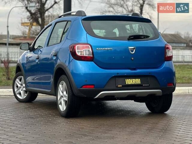 Синий Дачия Sandero StepWay, объемом двигателя 1.5 л и пробегом 219 тыс. км за 7950 $, фото 12 на Automoto.ua