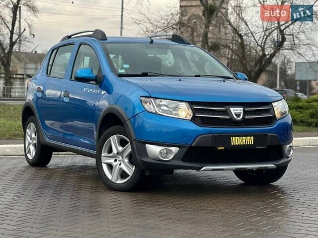 Синий Дачия Sandero StepWay, объемом двигателя 1.5 л и пробегом 219 тыс. км за 7950 $, фото 2 на Automoto.ua