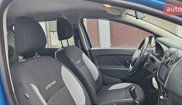 Синій Дачія Sandero StepWay, об'ємом двигуна 1.5 л та пробігом 198 тис. км за 8900 $, фото 72 на Automoto.ua