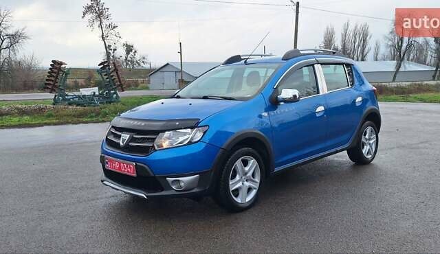 Синій Дачія Sandero StepWay, об'ємом двигуна 1.5 л та пробігом 198 тис. км за 8900 $, фото 2 на Automoto.ua