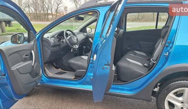 Синій Дачія Sandero StepWay, об'ємом двигуна 1.5 л та пробігом 198 тис. км за 8900 $, фото 9 на Automoto.ua