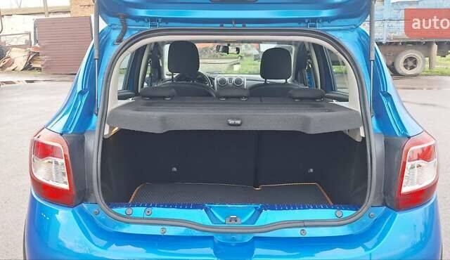 Синій Дачія Sandero StepWay, об'ємом двигуна 1.5 л та пробігом 198 тис. км за 8900 $, фото 20 на Automoto.ua