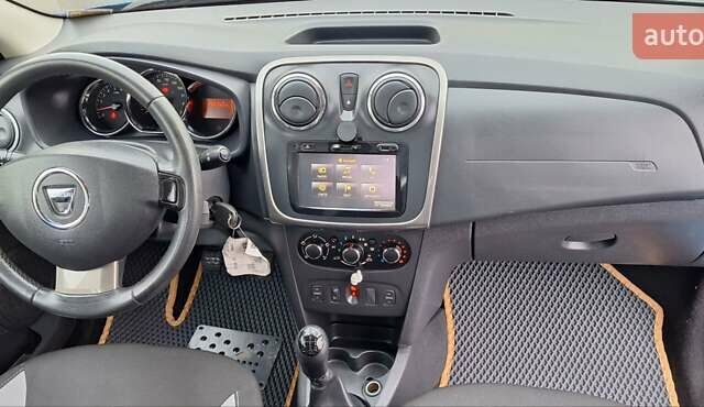 Синій Дачія Sandero StepWay, об'ємом двигуна 1.5 л та пробігом 198 тис. км за 8900 $, фото 87 на Automoto.ua
