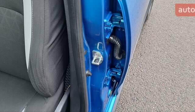 Синій Дачія Sandero StepWay, об'ємом двигуна 1.5 л та пробігом 198 тис. км за 8900 $, фото 57 на Automoto.ua