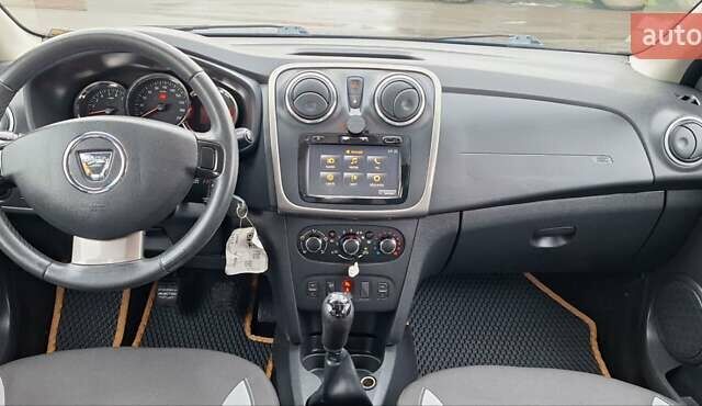 Синій Дачія Sandero StepWay, об'ємом двигуна 1.5 л та пробігом 198 тис. км за 8900 $, фото 12 на Automoto.ua