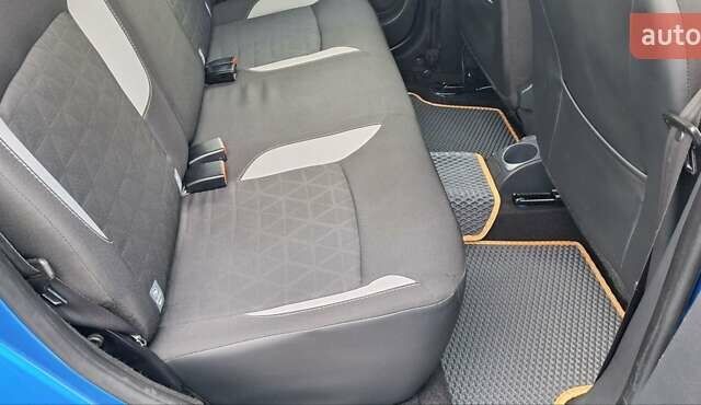 Синій Дачія Sandero StepWay, об'ємом двигуна 1.5 л та пробігом 198 тис. км за 8900 $, фото 82 на Automoto.ua