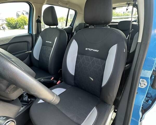 Синий Дачия Sandero StepWay, объемом двигателя 0 л и пробегом 91 тыс. км за 8300 $, фото 17 на Automoto.ua