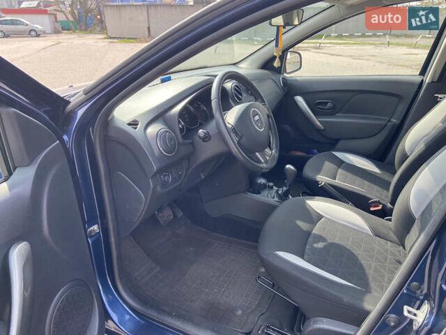 Синій Дачія Sandero StepWay, об'ємом двигуна 1.5 л та пробігом 252 тис. км за 8885 $, фото 5 на Automoto.ua
