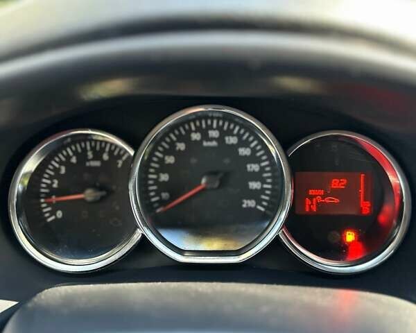 Дачия Sandero StepWay 2016 в Буче на Automoto.ua Синий Дачия Sandero StepWay, объемом двигателя 0 л и пробегом 91 тыс. км за 7700 $, фото 28 на Automoto.ua