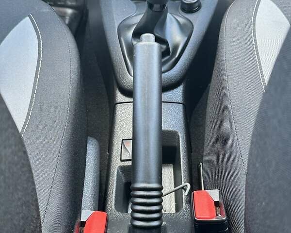 Синий Дачия Sandero StepWay, объемом двигателя 0 л и пробегом 91 тыс. км за 8300 $, фото 30 на Automoto.ua