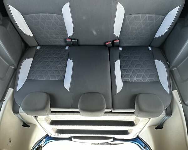 Синий Дачия Sandero StepWay, объемом двигателя 0 л и пробегом 91 тыс. км за 8300 $, фото 22 на Automoto.ua
