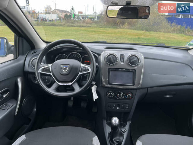 Синий Дачия Sandero StepWay, объемом двигателя 1.5 л и пробегом 221 тыс. км за 9400 $, фото 12 на Automoto.ua