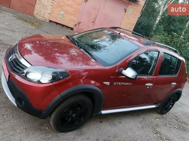 Оранжевый Дачия Sandero StepWay, объемом двигателя 1.6 л и пробегом 183 тыс. км за 5900 $, фото 3 на Automoto.ua