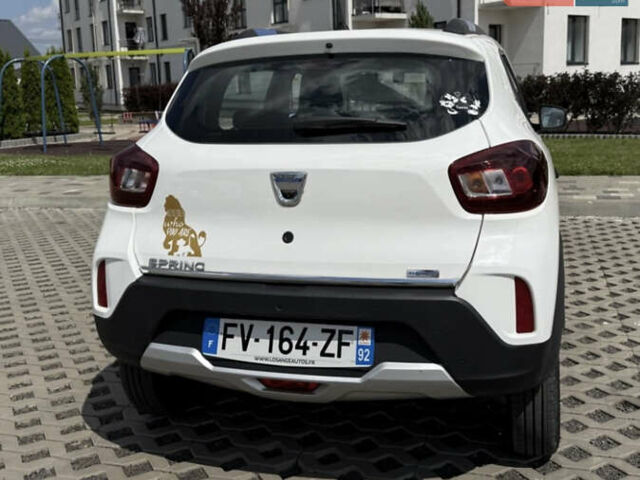 Белый Дачия Spring, объемом двигателя 0 л и пробегом 11 тыс. км за 8550 $, фото 7 на Automoto.ua