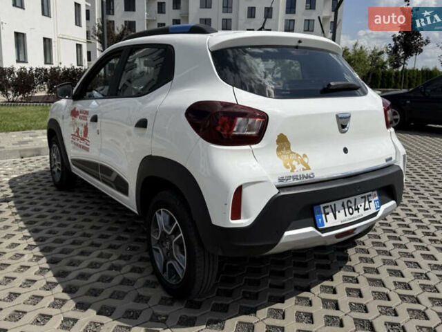 Белый Дачия Spring, объемом двигателя 0 л и пробегом 11 тыс. км за 8550 $, фото 6 на Automoto.ua