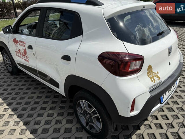 Белый Дачия Spring, объемом двигателя 0 л и пробегом 11 тыс. км за 8550 $, фото 14 на Automoto.ua