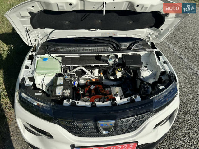 Белый Дачия Spring, объемом двигателя 0 л и пробегом 14 тыс. км за 9300 $, фото 5 на Automoto.ua