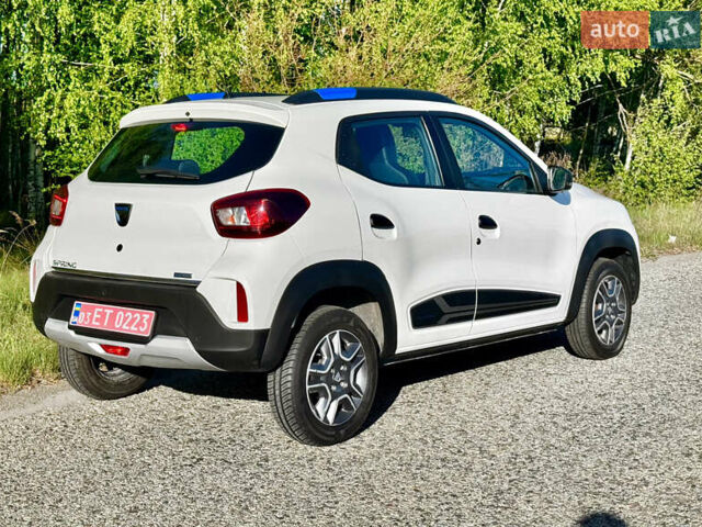 Белый Дачия Spring, объемом двигателя 0 л и пробегом 14 тыс. км за 9300 $, фото 25 на Automoto.ua