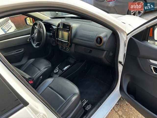 Белый Дачия Spring, объемом двигателя 0 л и пробегом 60 тыс. км за 5900 $, фото 5 на Automoto.ua