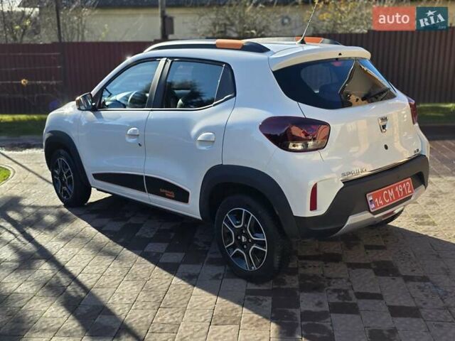 Белый Дачия Spring, объемом двигателя 0 л и пробегом 27 тыс. км за 9150 $, фото 10 на Automoto.ua