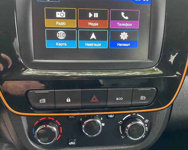 Белый Дачия Spring, объемом двигателя 0 л и пробегом 39 тыс. км за 9800 $, фото 20 на Automoto.ua