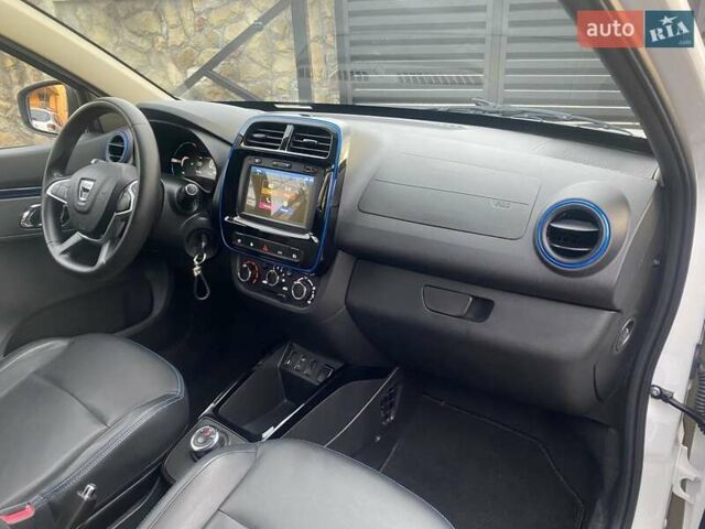 Білий Дачія Spring, об'ємом двигуна 0 л та пробігом 27 тис. км за 8900 $, фото 30 на Automoto.ua
