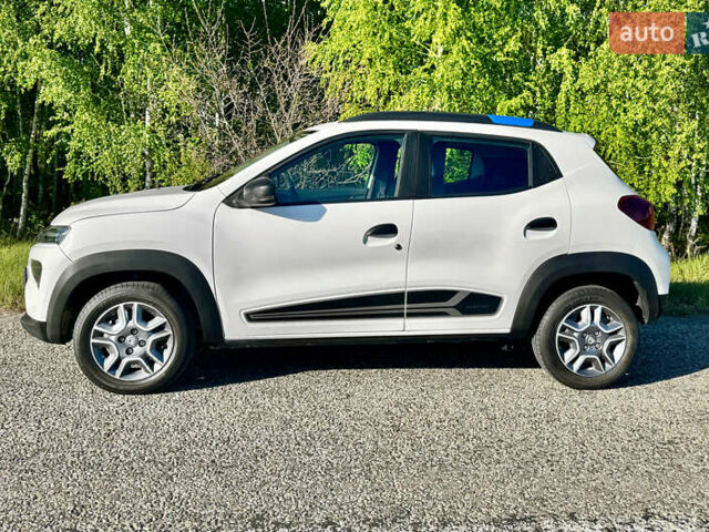Белый Дачия Spring, объемом двигателя 0 л и пробегом 14 тыс. км за 9300 $, фото 10 на Automoto.ua