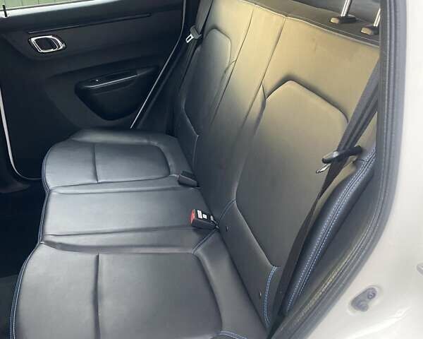 Білий Дачія Spring, об'ємом двигуна 0 л та пробігом 27 тис. км за 8900 $, фото 49 на Automoto.ua