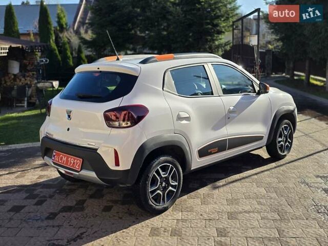Белый Дачия Spring, объемом двигателя 0 л и пробегом 27 тыс. км за 9150 $, фото 12 на Automoto.ua