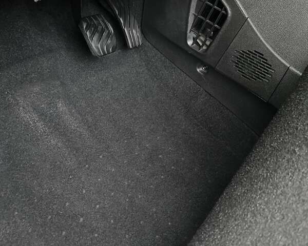 Білий Дачія Spring, об'ємом двигуна 0 л та пробігом 27 тис. км за 8900 $, фото 43 на Automoto.ua