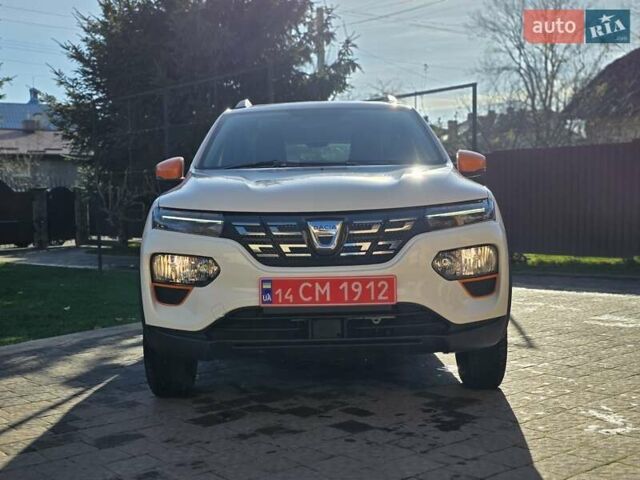 Белый Дачия Spring, объемом двигателя 0 л и пробегом 27 тыс. км за 9150 $, фото 4 на Automoto.ua