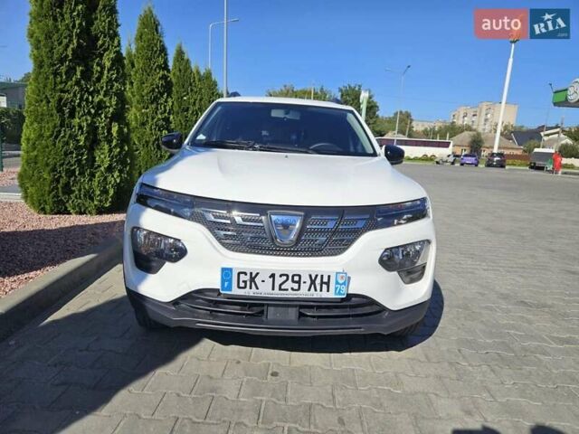 Белый Дачия Spring, объемом двигателя 0 л и пробегом 32 тыс. км за 9800 $, фото 23 на Automoto.ua