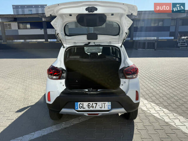 Білий Дачія Spring, об'ємом двигуна 0 л та пробігом 31 тис. км за 8550 $, фото 28 на Automoto.ua