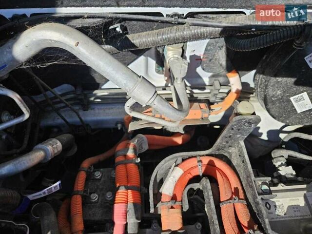 Белый Дачия Spring, объемом двигателя 0 л и пробегом 32 тыс. км за 9800 $, фото 25 на Automoto.ua